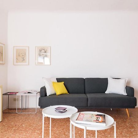 Siri Master Guest Apartment Milan Bagian luar foto