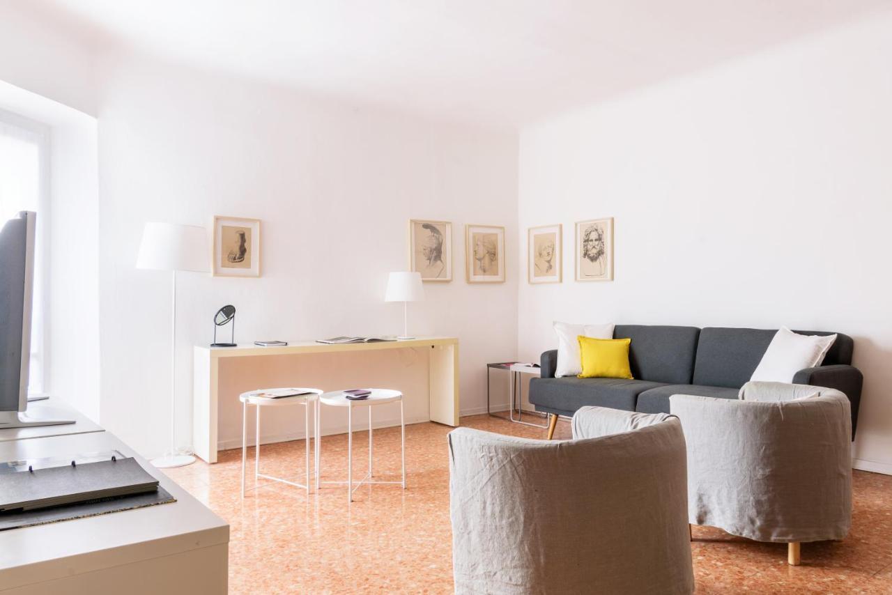 Siri Master Guest Apartment Milan Bagian luar foto