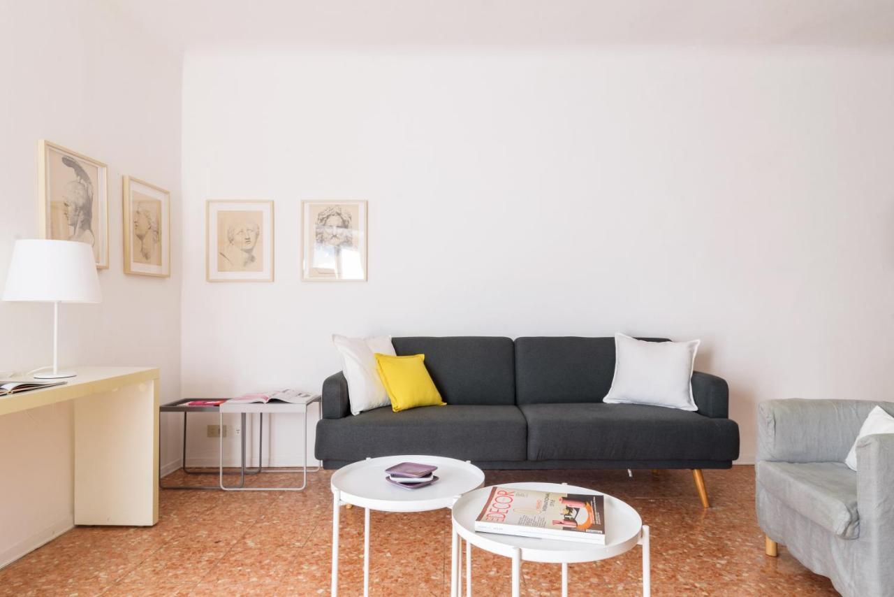 Siri Master Guest Apartment Milan Bagian luar foto