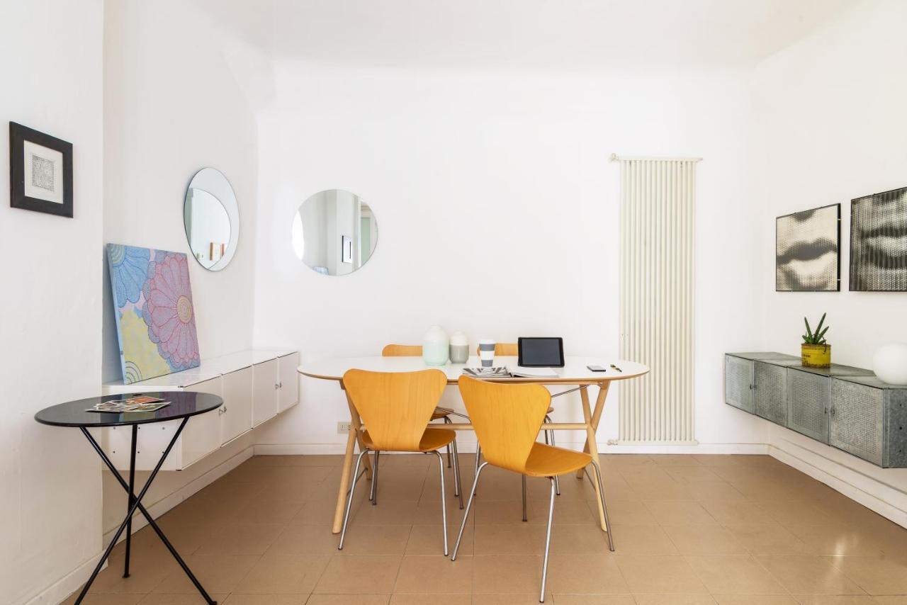 Siri Master Guest Apartment Milan Bagian luar foto